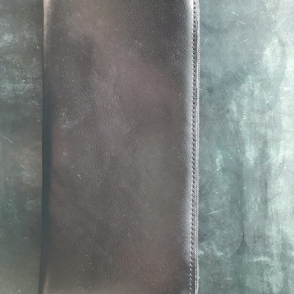 Embroidered Clutch - Picture 6 of 10